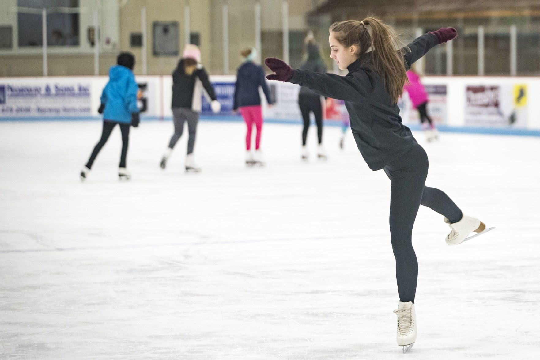20190205_bta_Skating_004.jpg